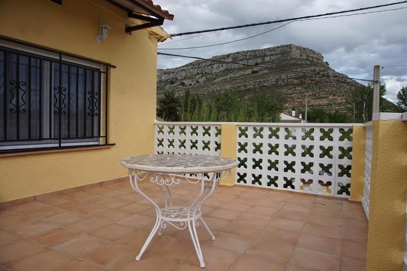 הוילה Granja Llumes La Casa Del Rio מראה חיצוני תמונה